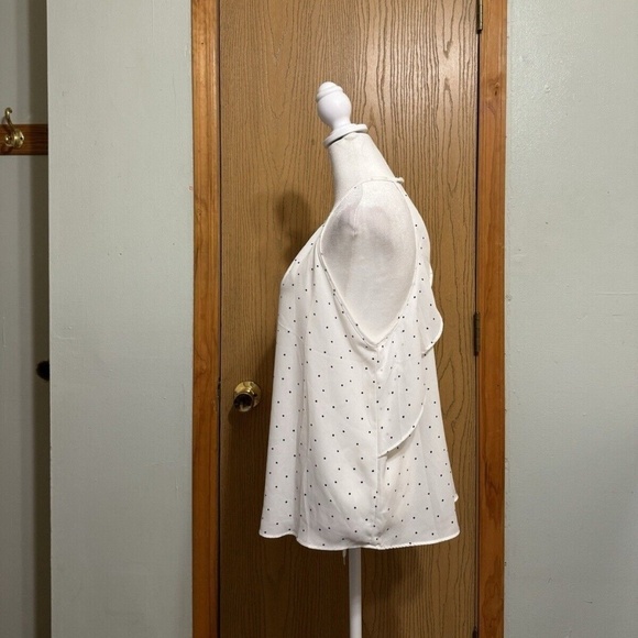Lush Medium White w/Black Polka Dots Sleeveless Button-Back Blouse - EUC - Picture 2 of 5